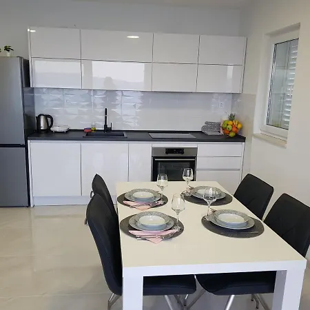 Apartman La Vista Mimice